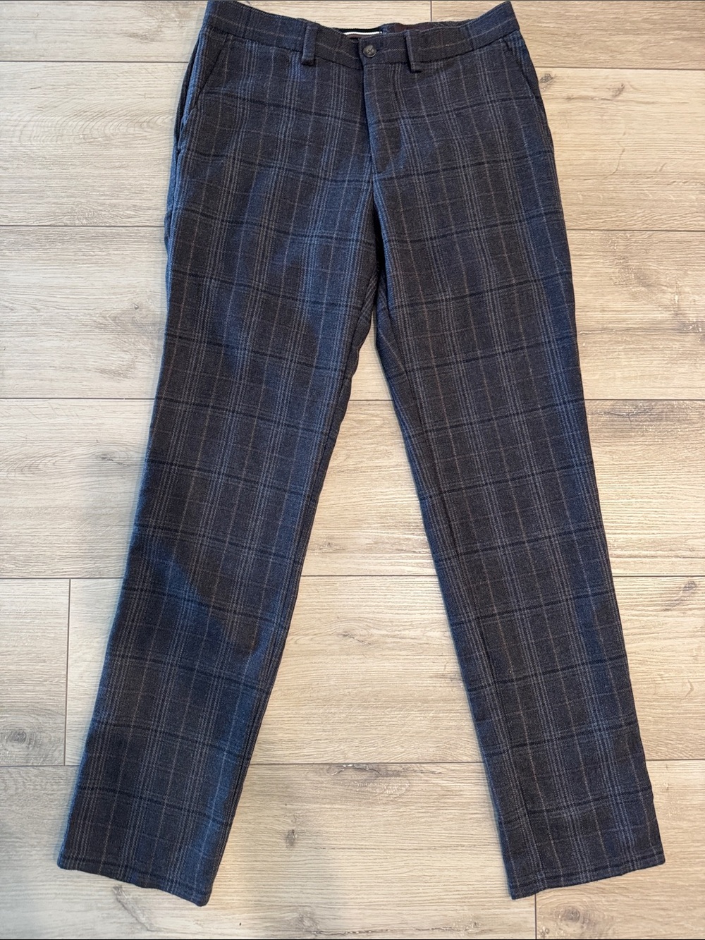 Black Brown 1826 Men's Navy and Charcoal Plaid Dress Pants